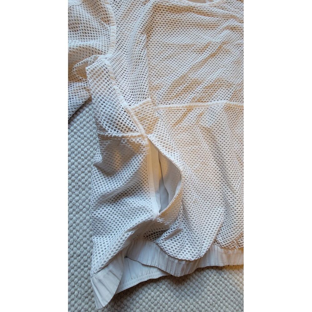 Lululemon White Mesh‎ on Mesh Size Small Long Sleeve Pullover Workout Yoga Top - Picture 3 of 8